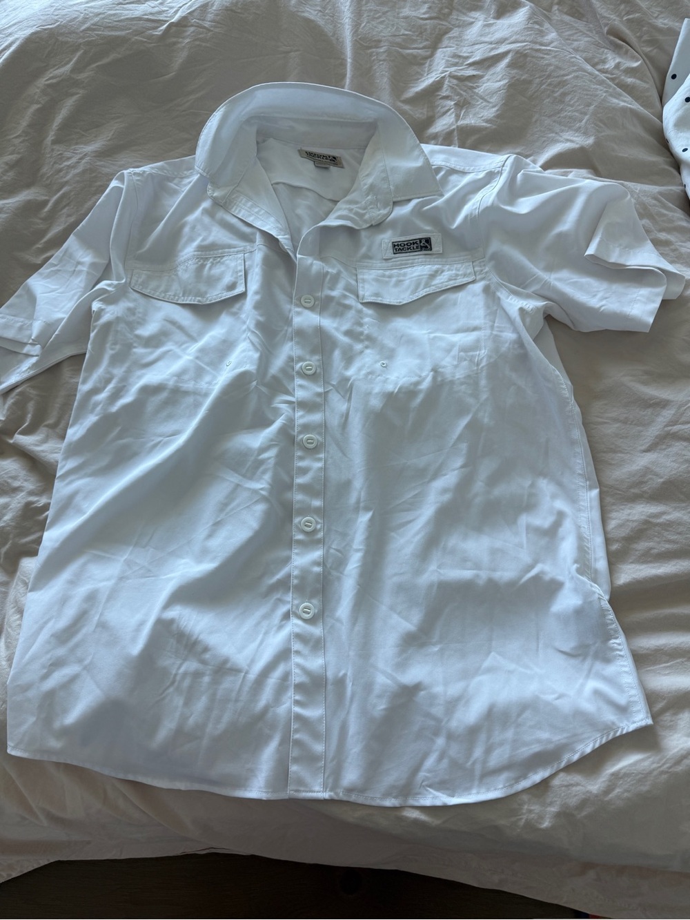 Hook Tackle Men's White Short-Sleeve Button-Down Shirt